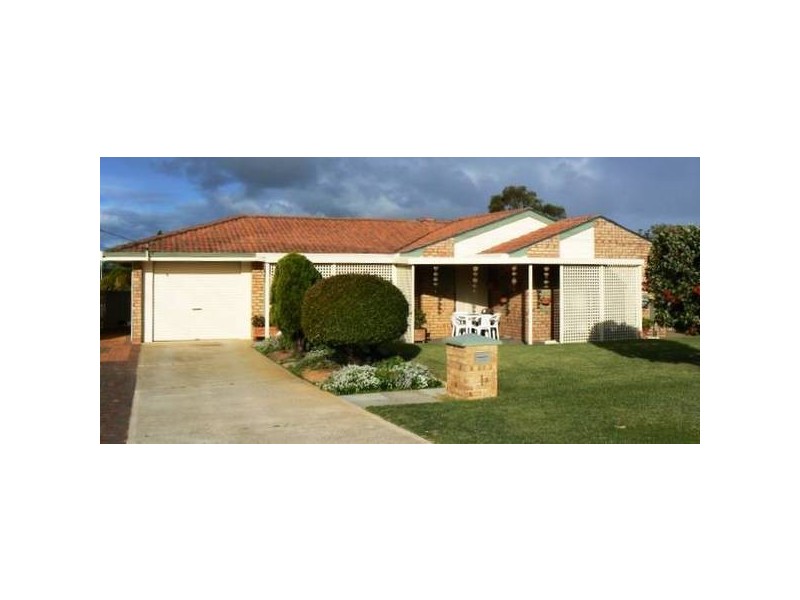 1 Ritchie Way, Rangeway WA 6530