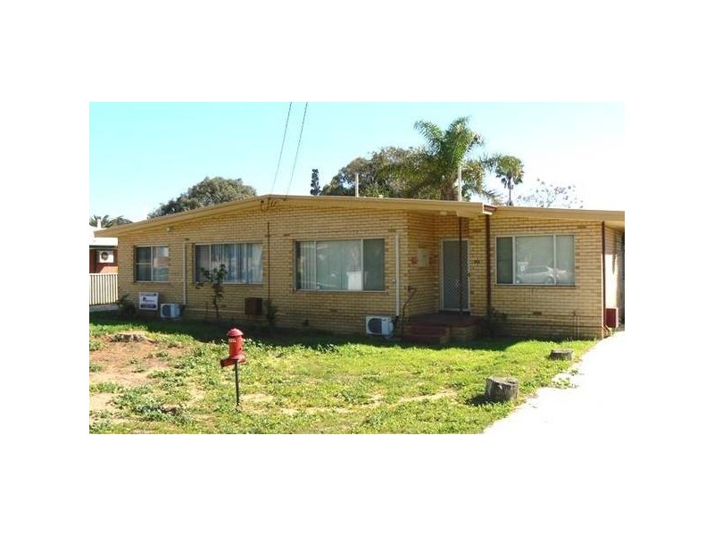 125 Kenny Crescent, Rangeway WA 6530