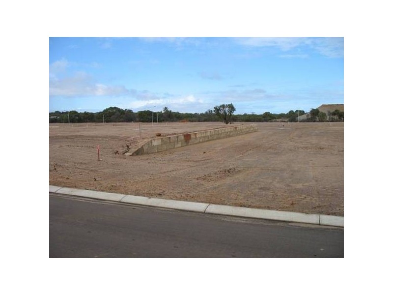 528 Topsail Street, Drummond Cove WA 6532