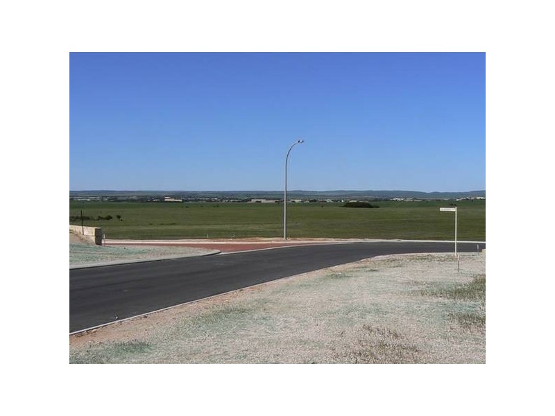 1022 Alera Entrance, Wandina WA 6530