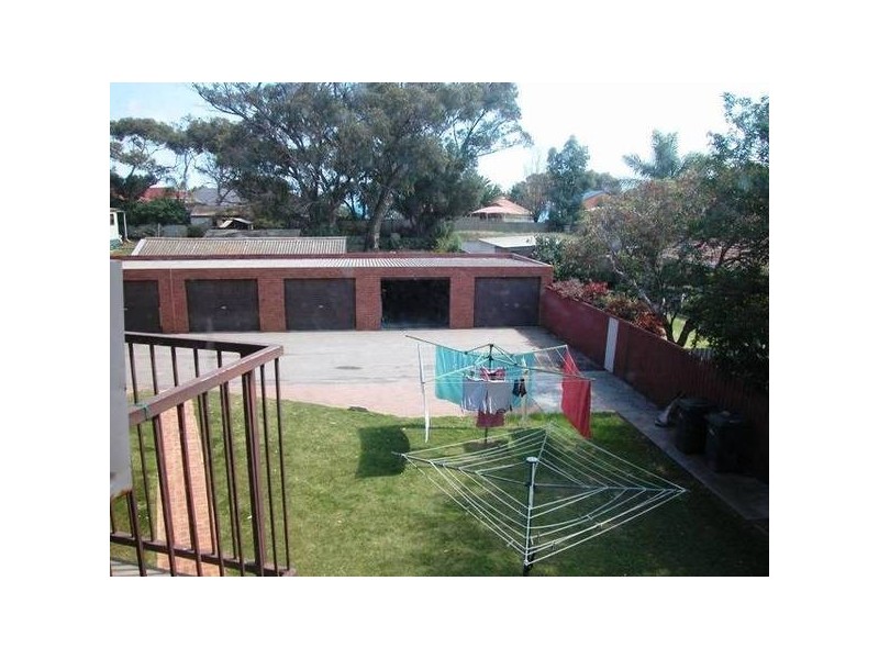 Chapman Road, Bluff Point WA 6530