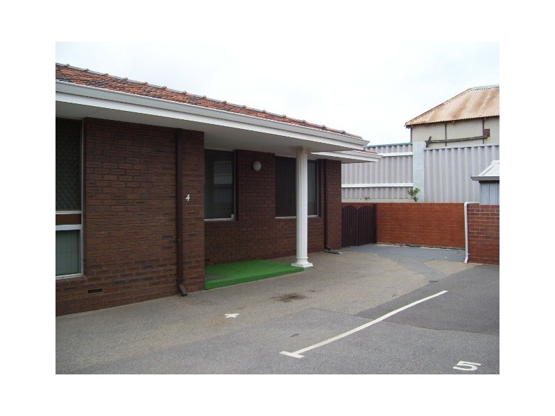 4/69 Francis Street, Beachlands WA 6530