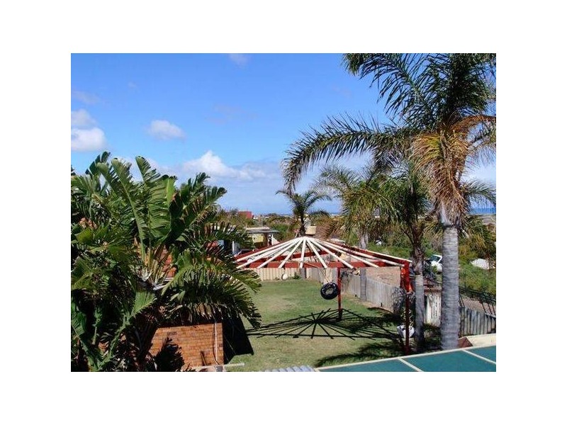 57 Hillview Drive, Drummond Cove WA 6532