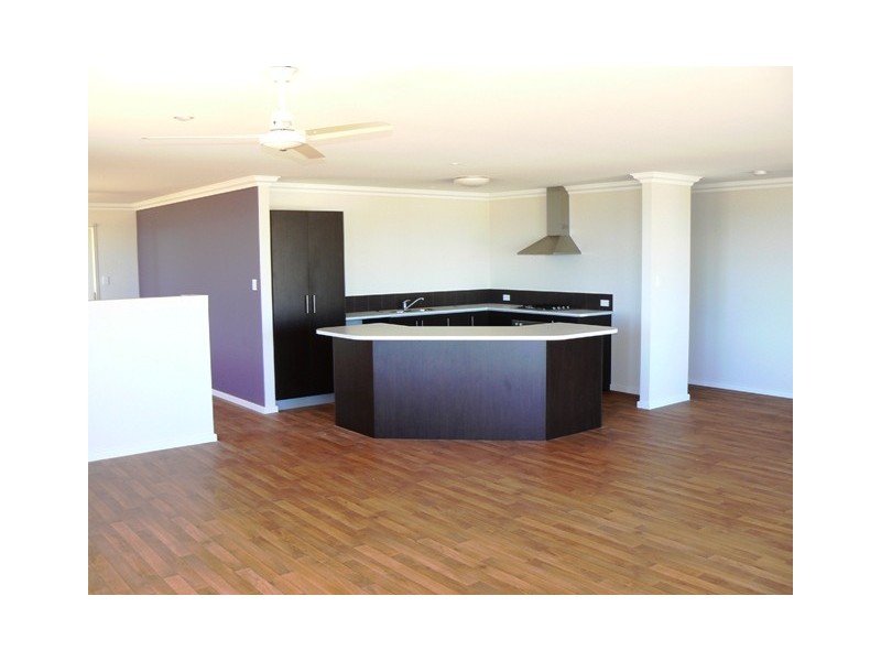 9 Jackson Loop, Wandina WA 6530