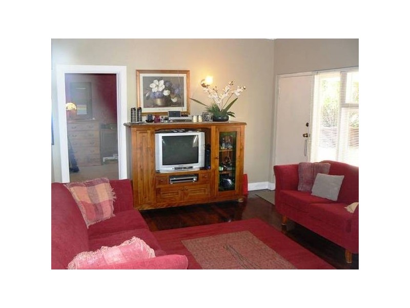 78 Francis Street, Beachlands WA 6530