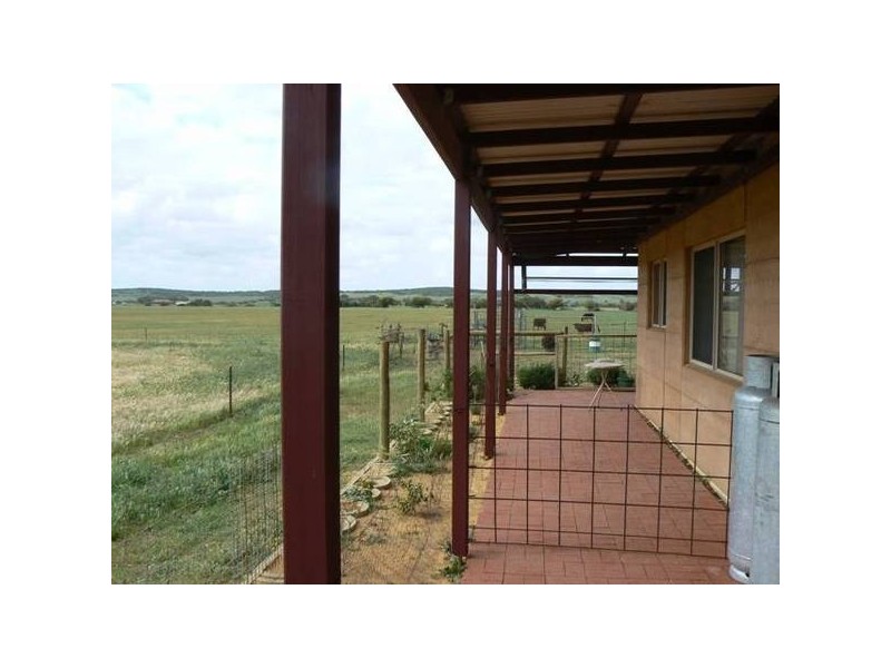 83 Company Road, Greenough WA 6532