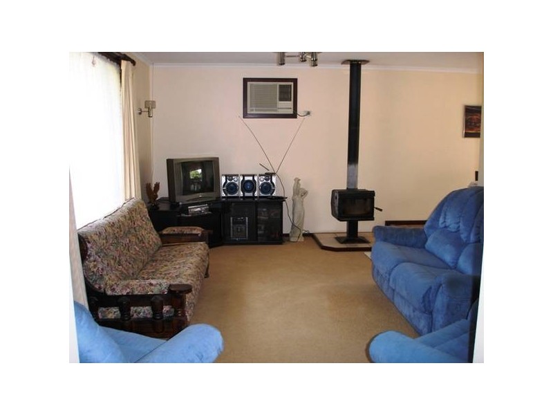 3 Ritchie Way, Rangeway WA 6530