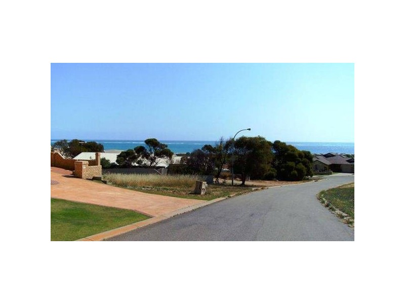 7 Pelican Rise, Wandina WA 6530