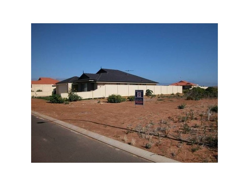 231 Moorings Loop, Sunset Beach WA 6530