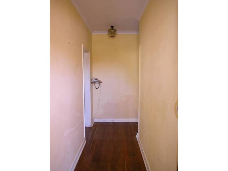 4 Conway Street, Beachlands WA 6530