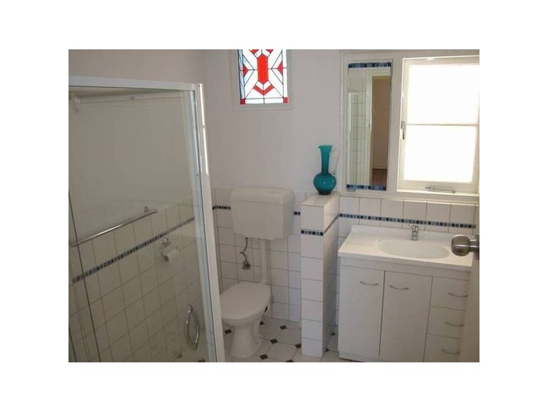 4 Conway Street, Beachlands WA 6530