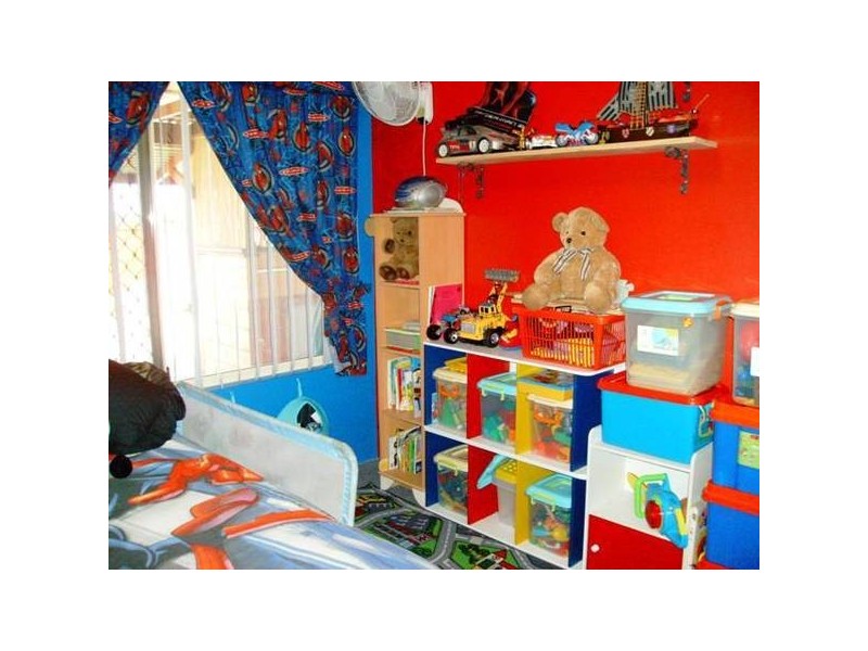 2 Moloney Street, Utakarra WA 6530