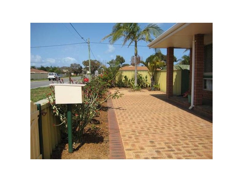 17 Central Road, Wonthella WA 6530