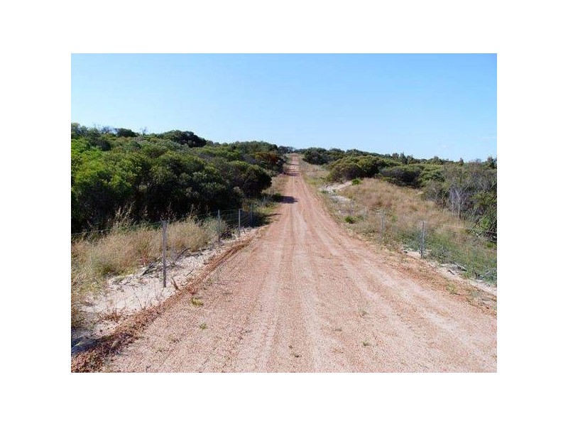 45 & 46 Powder Bark Loop, Dongara WA 6525