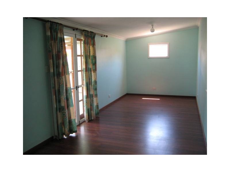 8 Gertrude Street, Geraldton WA 6530