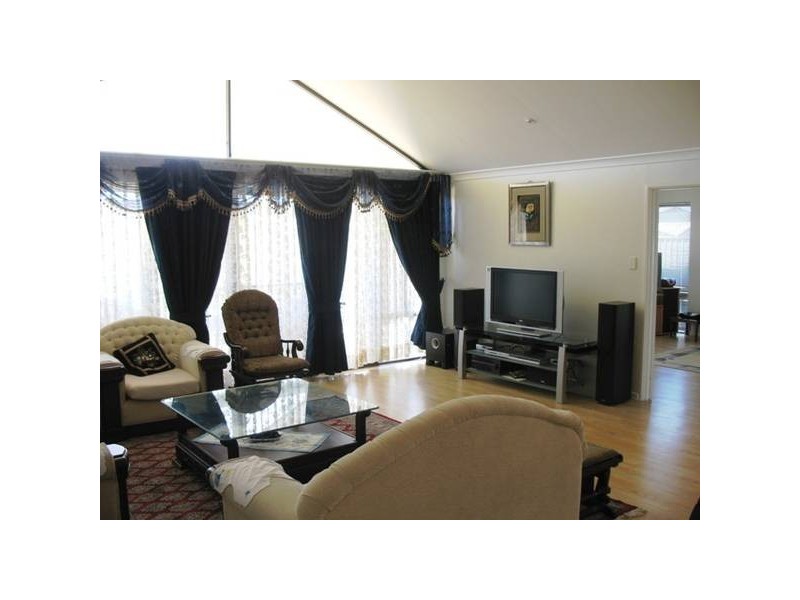 12 Archdale Rise, Wandina WA 6530