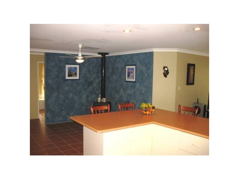 8 Tersonia Way, Strathalbyn WA 6530