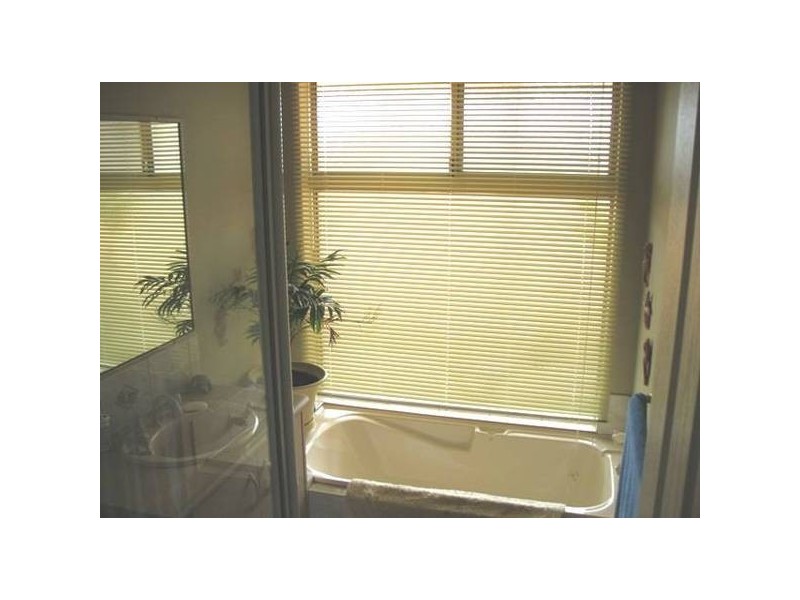 8 Tersonia Way, Strathalbyn WA 6530