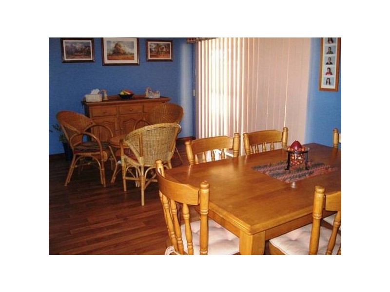 16 Weeloo Road, Waggrakine WA 6530