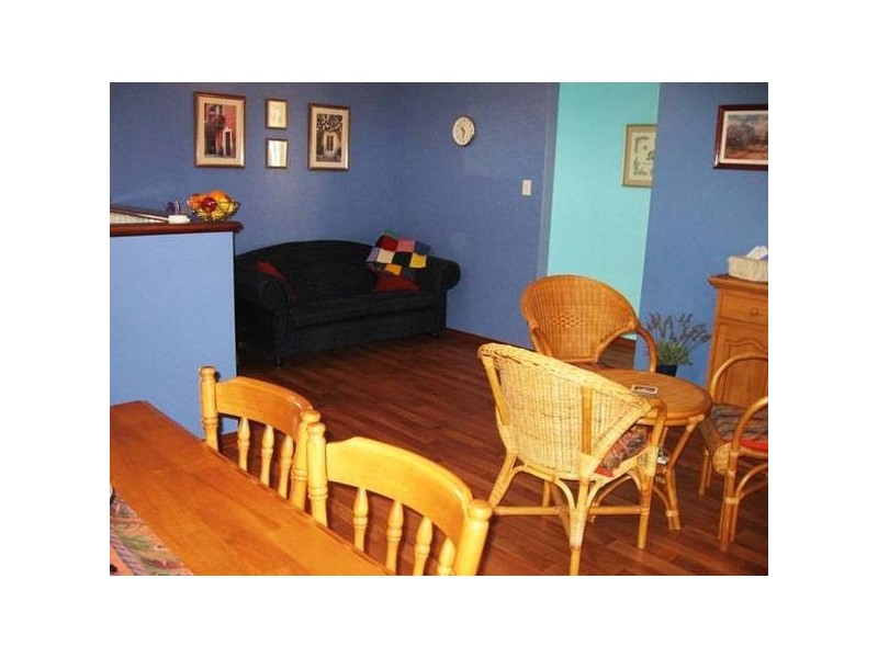 16 Weeloo Road, Waggrakine WA 6530