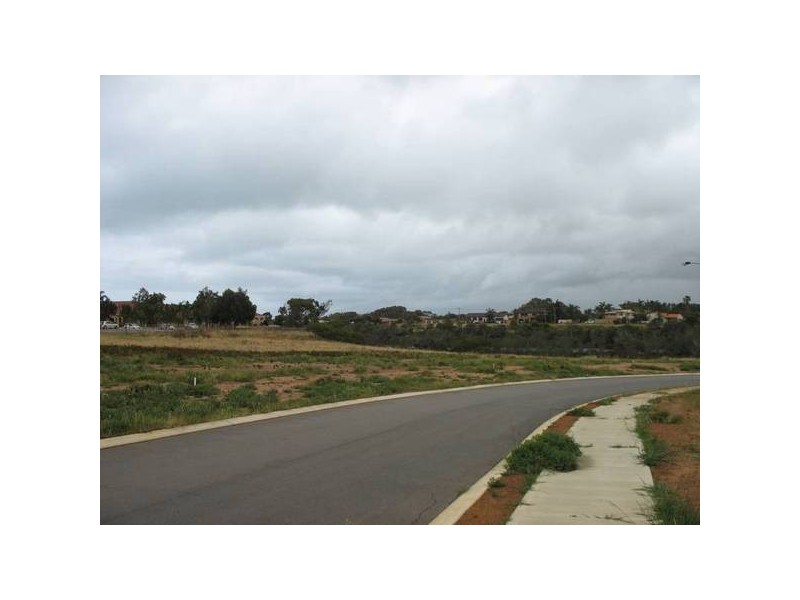 18 Edwin Crescent, Bluff Point WA 6530