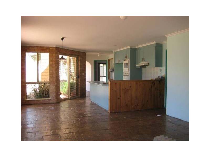 2 Fallowfield Street, Strathalbyn WA 6530