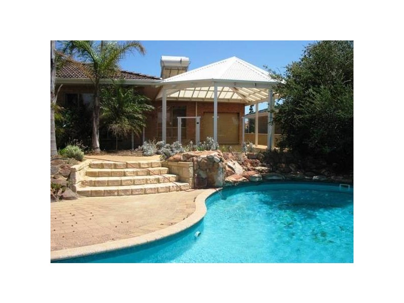 12 Gummer Avenue, Geraldton WA 6530