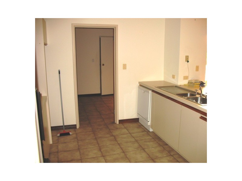 12 Gummer Avenue, Geraldton WA 6530