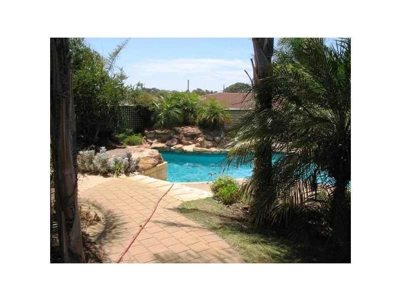 12 Gummer Avenue, Geraldton WA 6530