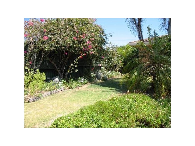 12 Gummer Avenue, Geraldton WA 6530