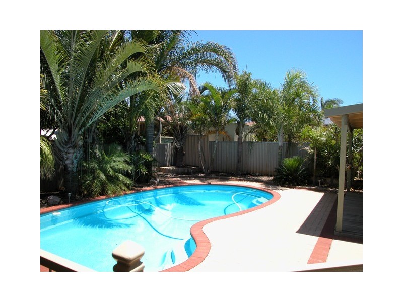 10 Nautilus Crecent, Sunset Beach WA 6530