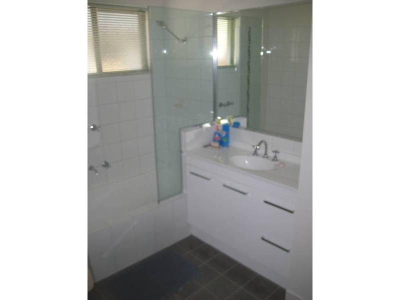 4/460 Chapman Road, Bluff Point WA 6530