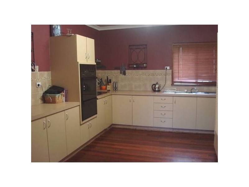 736 Chapman Road, Glenfield WA 6532