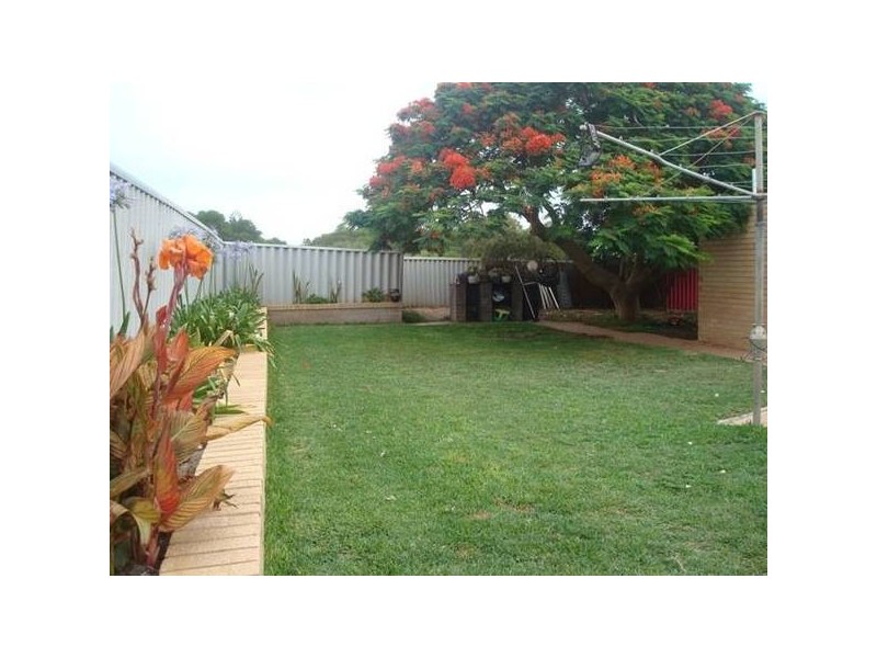 736 Chapman Road, Glenfield WA 6532