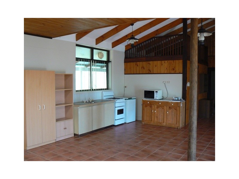 678 Company Road, Greenough WA 6532