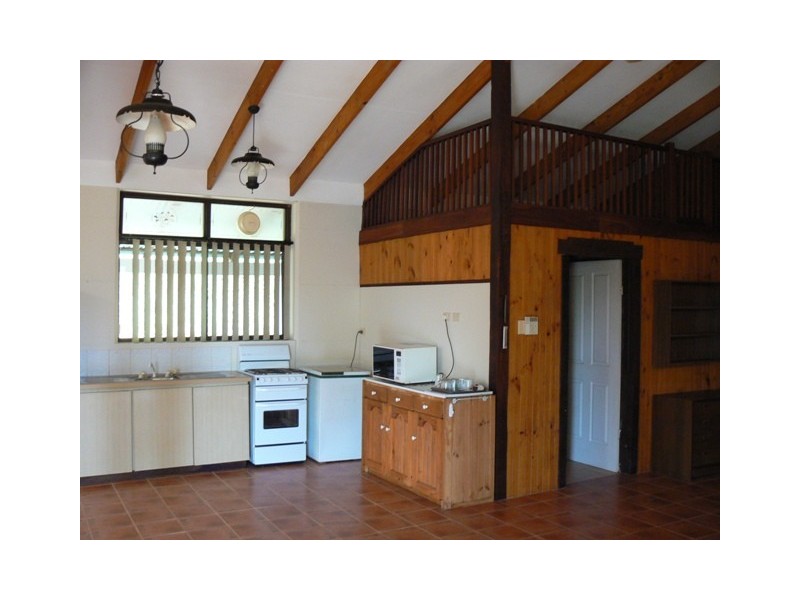 678 Company Road, Greenough WA 6532