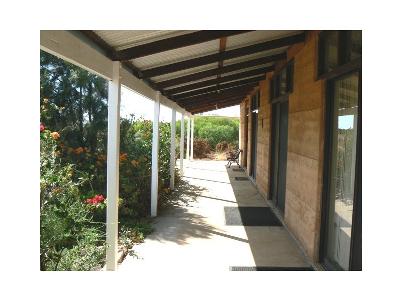 678 Company Road, Greenough WA 6532