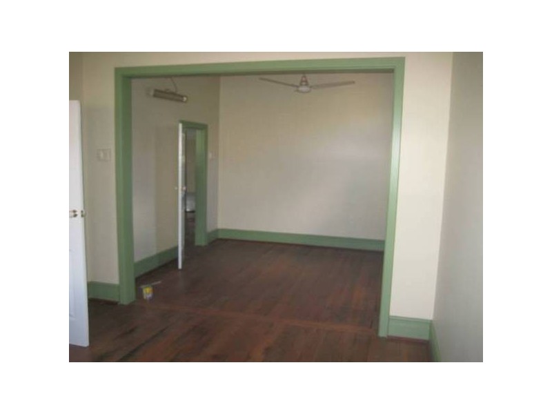 11 Francis St, Geraldton WA 6530