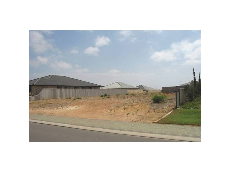 413 Brittania Parade, Wandina WA 6530