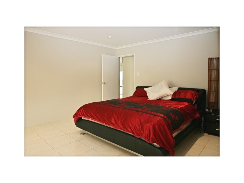 11 Parmelia Boulevard, White Peak WA 6532