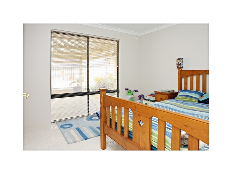 11 Parmelia Boulevard, White Peak WA 6532