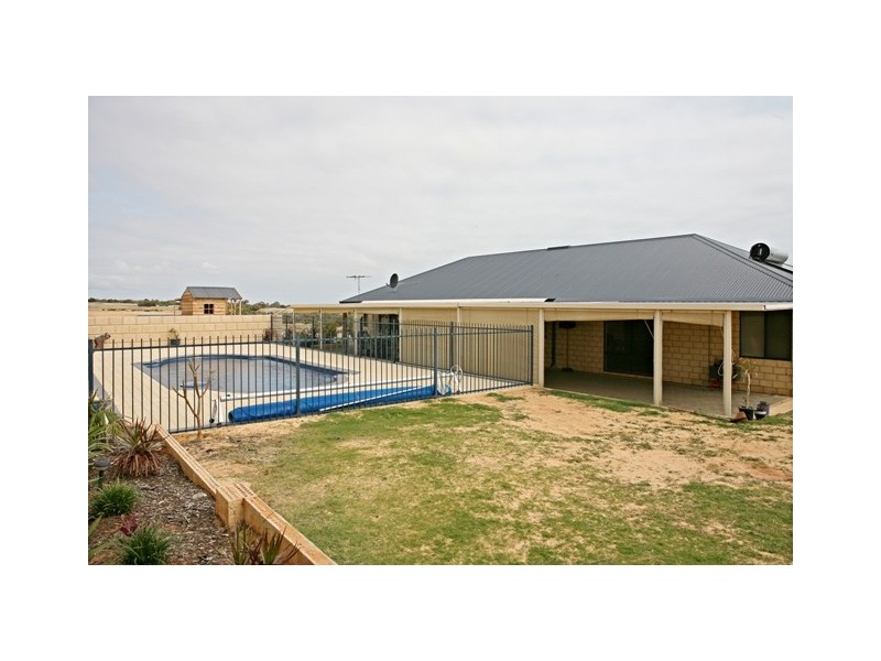 11 Parmelia Boulevard, White Peak WA 6532