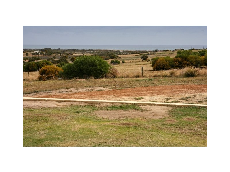 11 Parmelia Boulevard, White Peak WA 6532