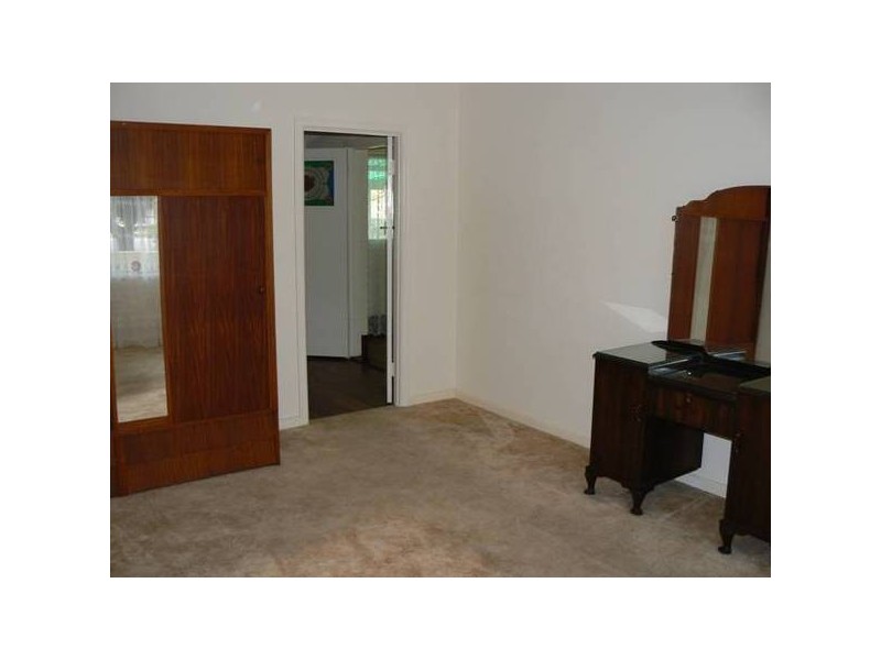 262 Sixth Street, Wonthella WA 6530