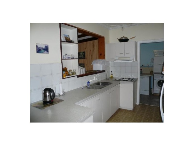 16 Hamersley Street, Spalding WA 6530