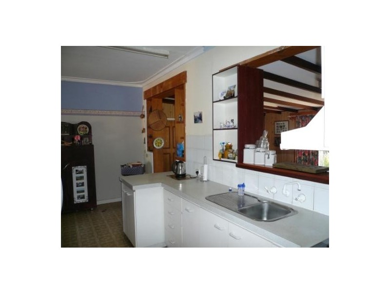 16 Hamersley Street, Spalding WA 6530