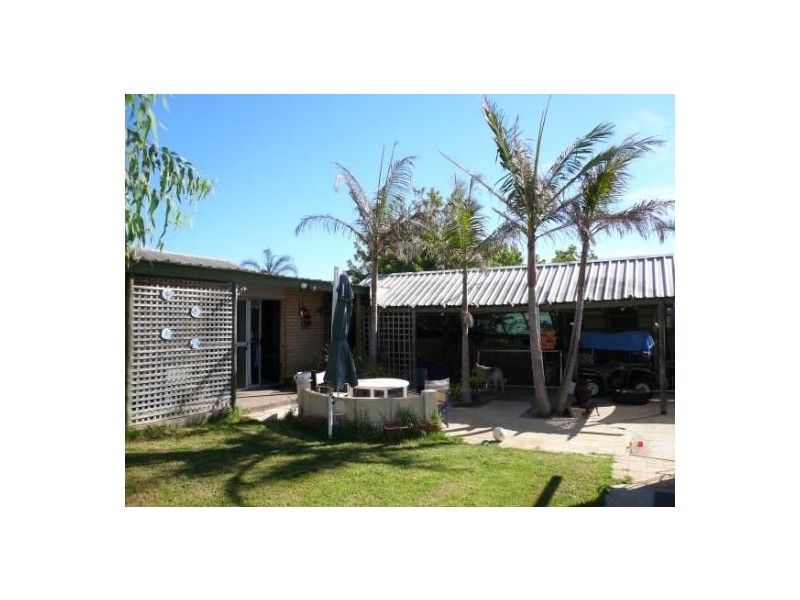 16 Hamersley Street, Spalding WA 6530