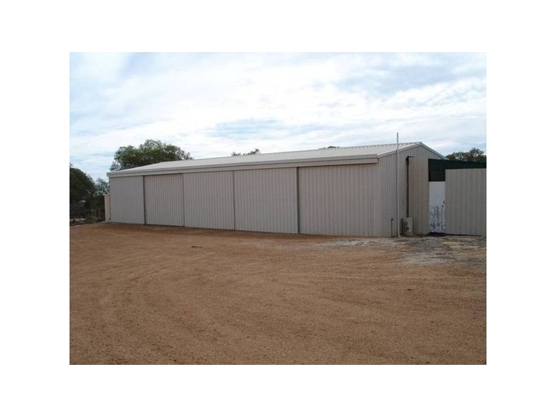 65 Albert Road, Waggrakine WA 6530