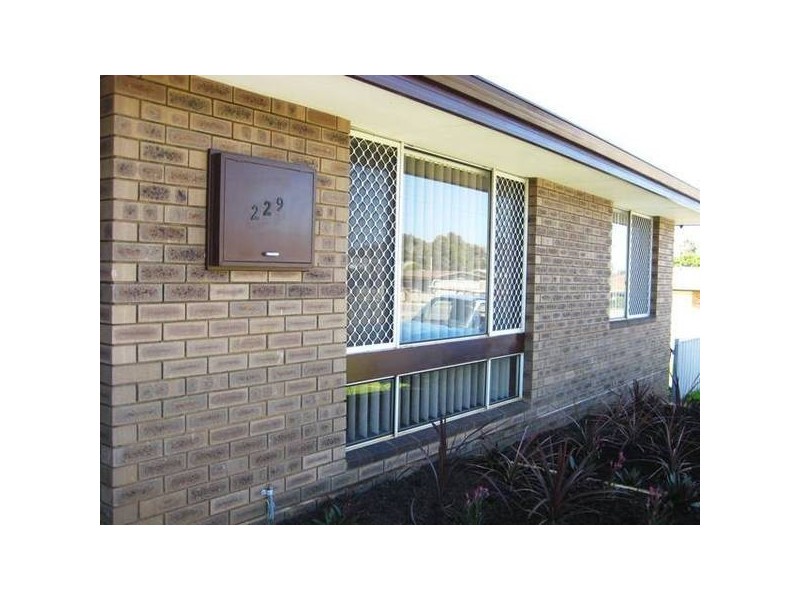 229 Seventh Street, Wonthella WA 6530