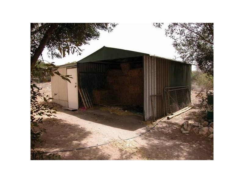 2 Hampton Road, Rudds Gully WA 6532